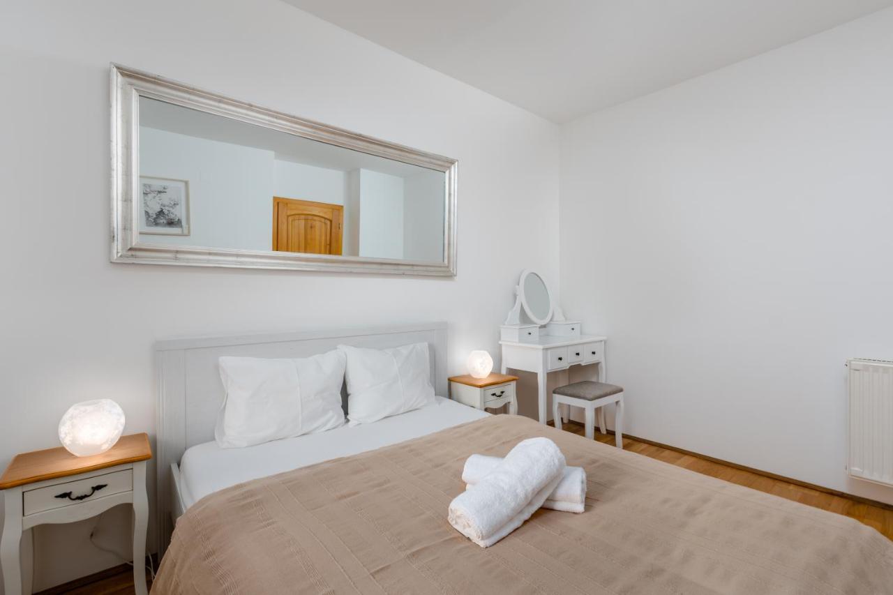 Zalaton Apartman 체르젝토마 외부 사진